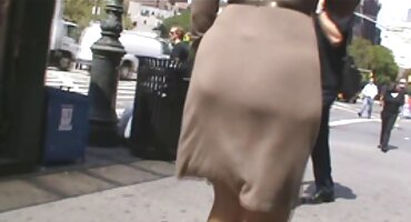 sex nhanh.com Le LunaI Luna kéo quả bóng của bạn bè của con trai mình trong khi chết phim sex tu quay tiệt.