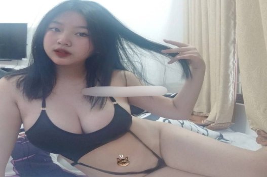 phim sex ko tre Con gái về nhà bất ngờ nhìn thấy bố dượng thủ dâm: “hãy để con giúp bố”